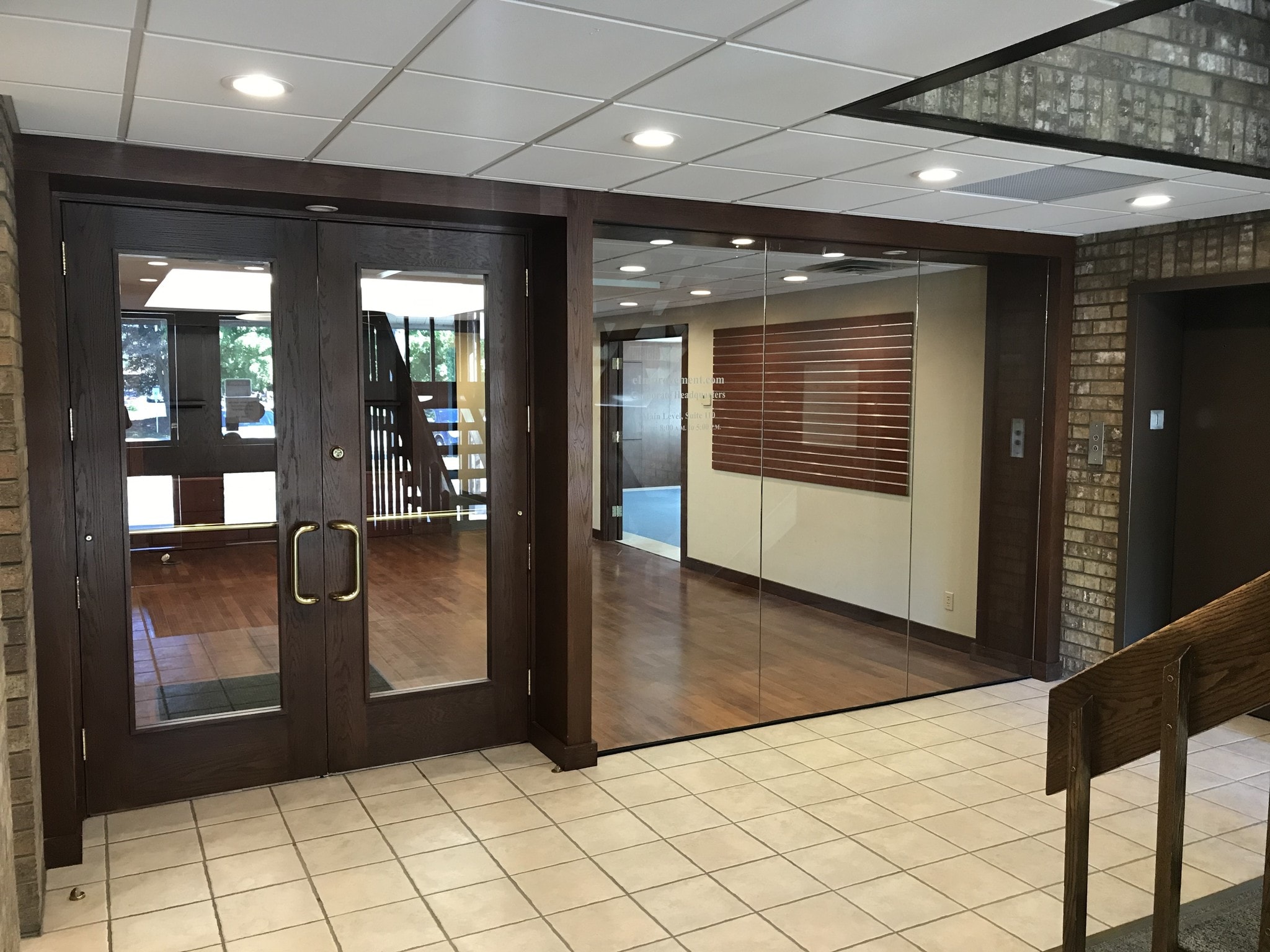 4061 N Main St, Racine, WI à louer Hall d’entrée– Image 1 sur 9