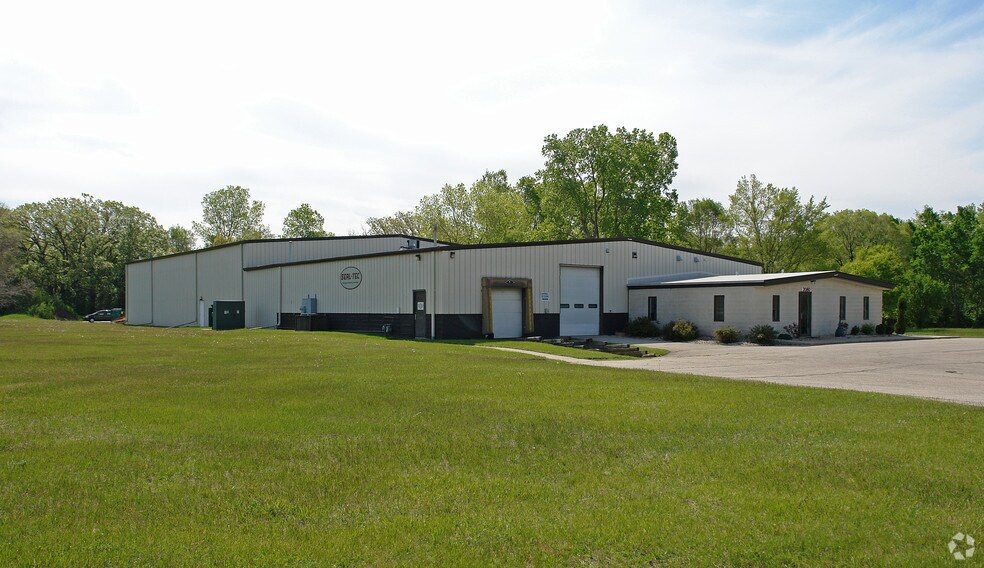 2080 Energy Dr, East Troy, WI à louer - Photo de l’immeuble – Image 1 sur 7