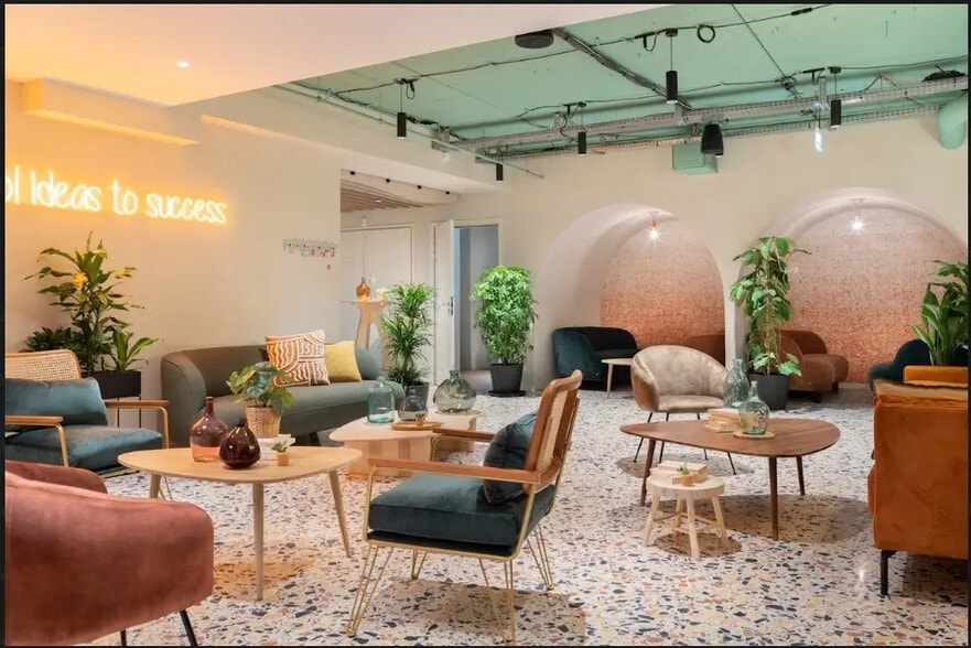 Bureau dans Paris à louer - Photo de l’immeuble – Image 3 sur 9