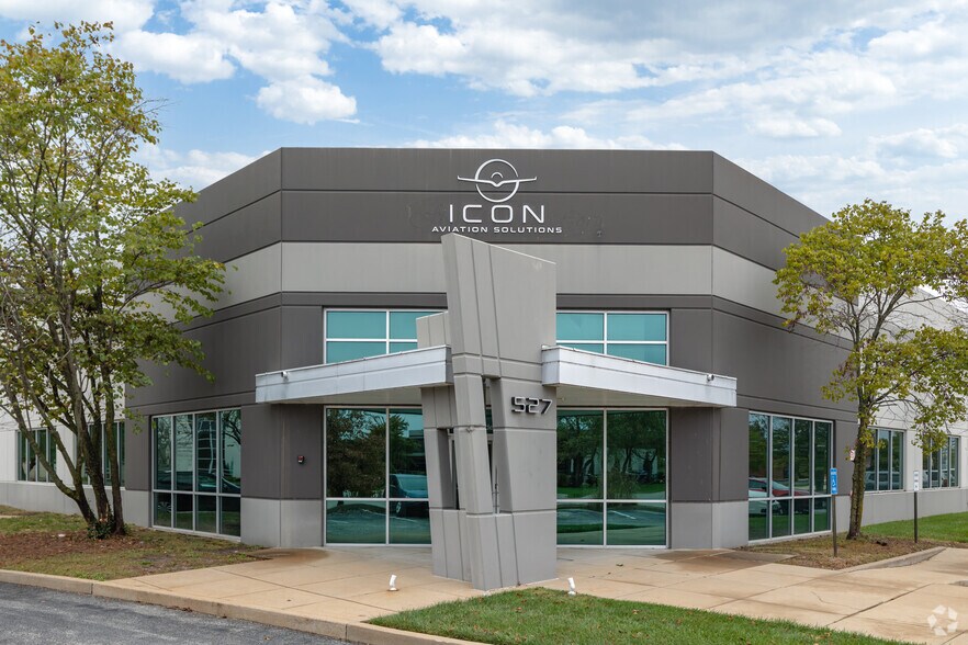 527-535 Trade Center Blvd, Chesterfield, MO à vendre - Photo de l’immeuble – Image 3 sur 5