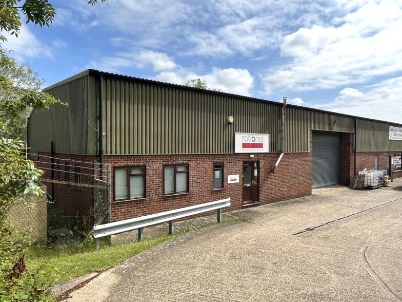 Borough Rd, Brackley à vendre - Photo de l’immeuble – Image 2 sur 16