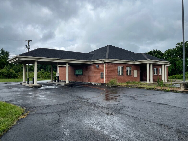 184 Stone Container Dr, Clarksville, TN à louer - Photo de l’immeuble – Image 2 sur 21