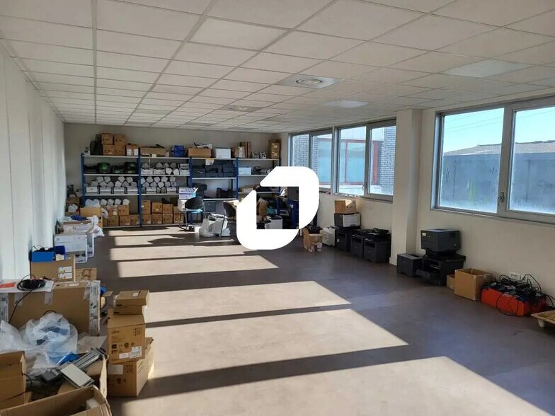 Industriel/Logistique dans Mérignac à louer - Photo de l’immeuble – Image 2 sur 9