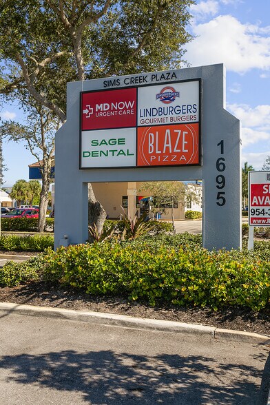 1695 W Indian Town Rd, Jupiter, FL à louer - Photo de l’immeuble – Image 3 sur 4
