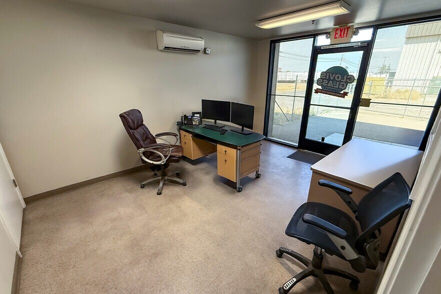 2773 E Malaga Ave, Fresno, CA à louer - Photo de l’immeuble – Image 3 sur 5