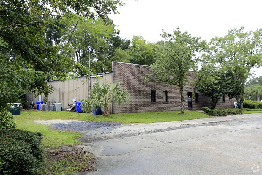 1921 Savannah Hwy, Charleston, SC à louer - Photo de l’immeuble – Image 2 sur 4