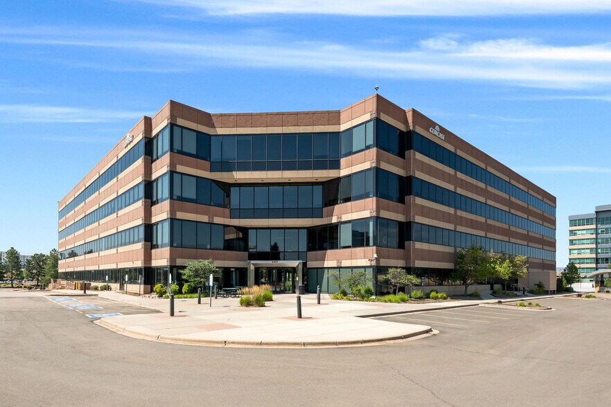 9401 E Panorama Cir, Englewood, CO à louer - Photo de l’immeuble – Image 2 sur 16