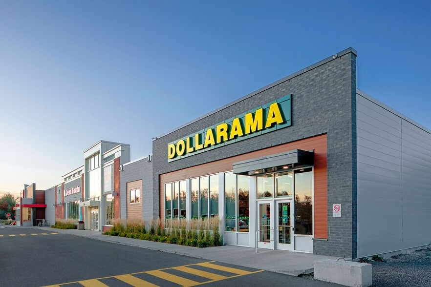 2305 Av Du Marché, St-Lin-Laurentides, QC à louer - Photo de l’immeuble – Image 3 sur 10
