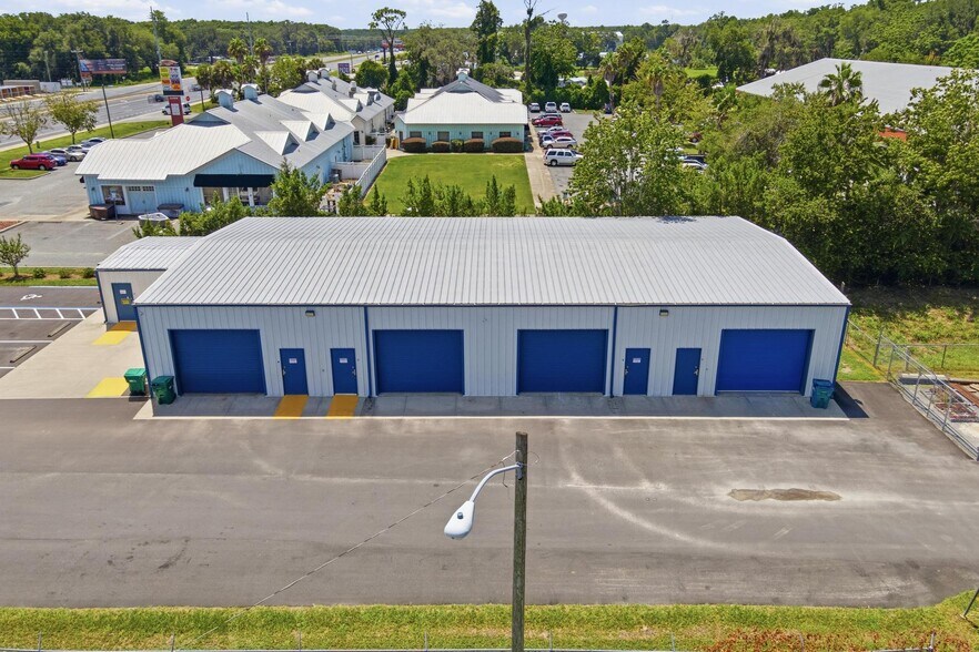 2450 S US Highway 27/441, Fruitland Park, FL à louer - Photo de l’immeuble – Image 2 sur 26