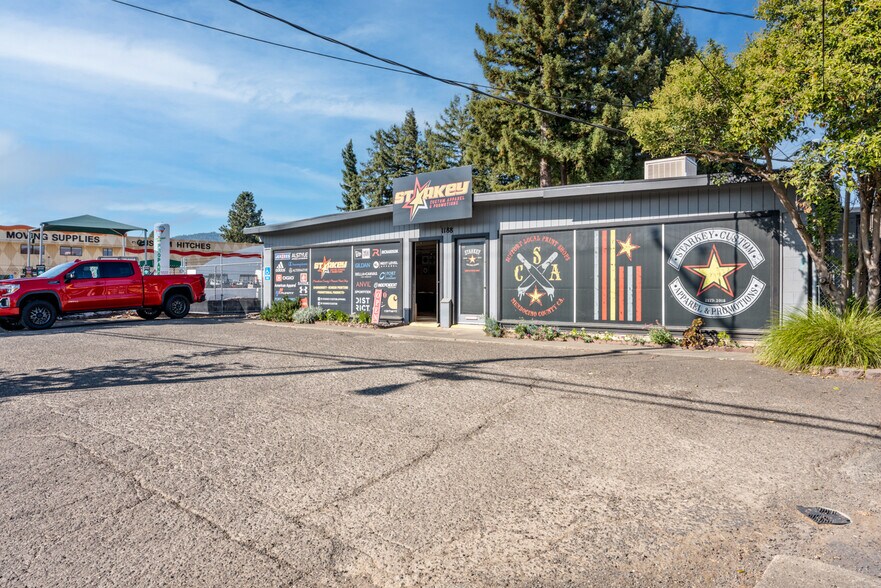 1198 N State St, Ukiah, CA à vendre - Photo de l’immeuble – Image 2 sur 6