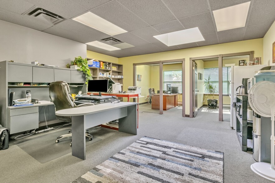 11871 Horseshoe Way, Richmond, BC à vendre - Photo de l’immeuble – Image 2 sur 8