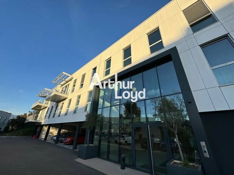 Bureau dans SOPHIA ANTIPOLIS à louer - Photo de l’immeuble – Image 1 sur 7