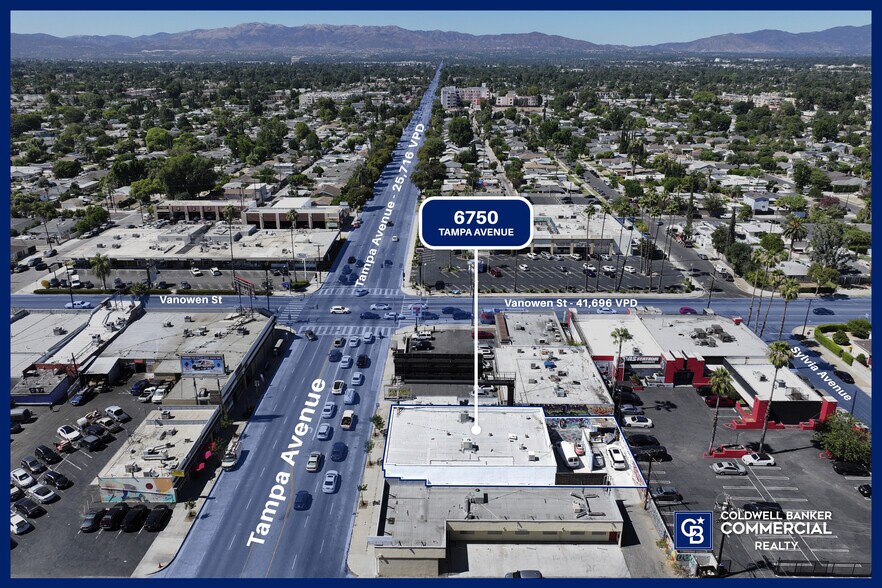 6750 Tampa Ave, Reseda, CA à vendre - Photo de l’immeuble – Image 2 sur 9