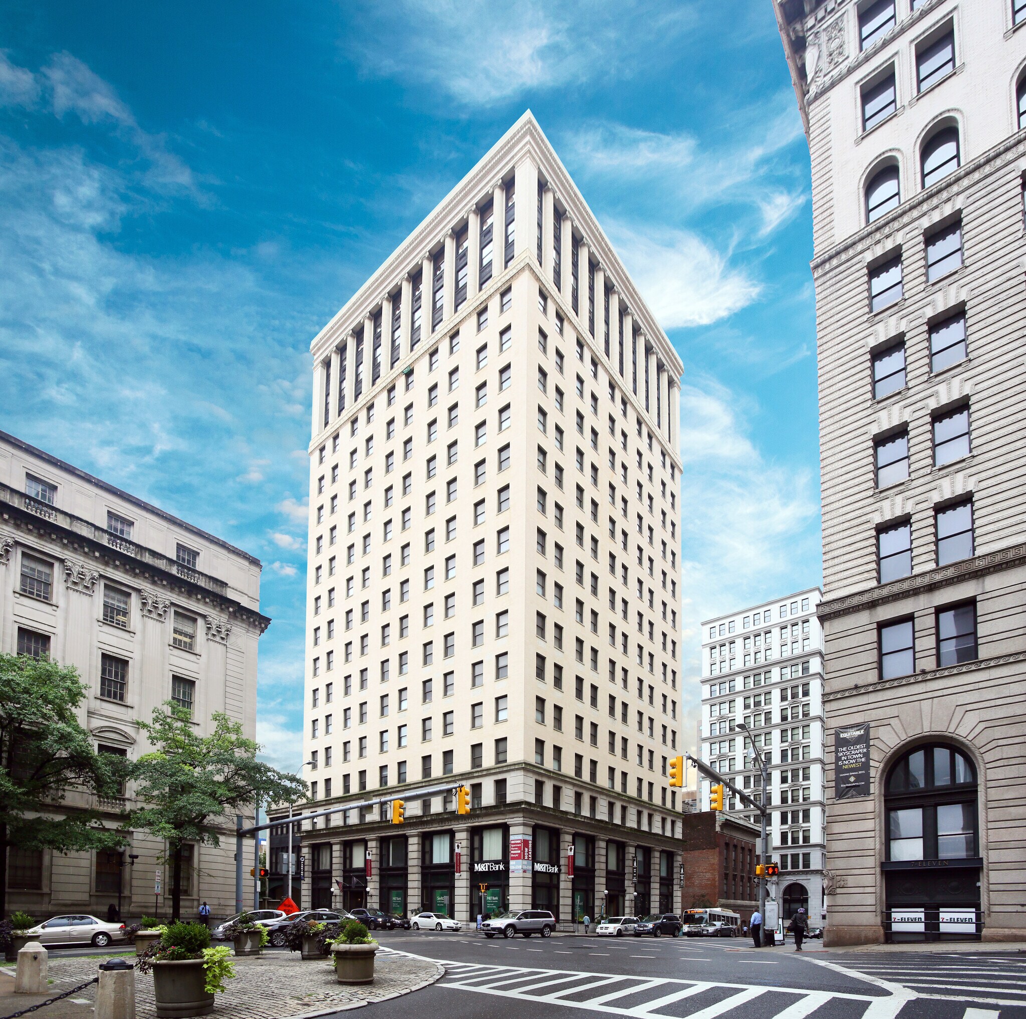 7 N Calvert St, Baltimore, MD à louer Photo de l’immeuble– Image 1 sur 8