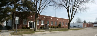 Plus de détails pour 1500-1520 W Rogers Ave, Appleton, WI - Local d'activités à louer