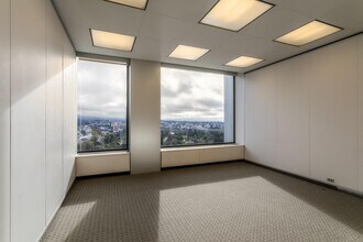 1 Kaiser Plz, Oakland, CA à louer Photo de l’immeuble– Image 2 sur 12