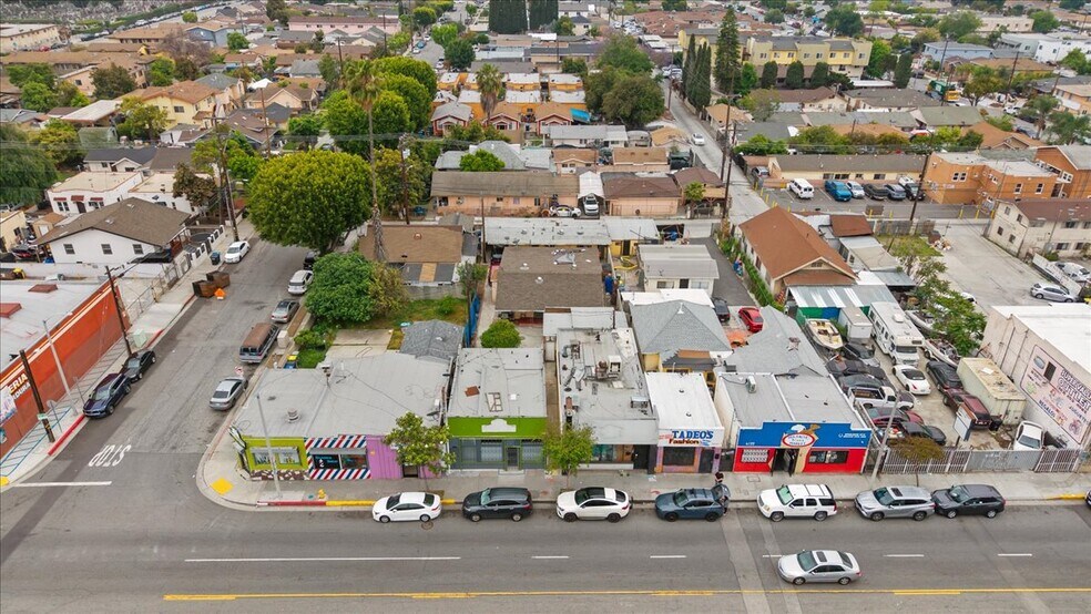 4126 Whittier Blvd, Los Angeles, CA à vendre - Photo de l’immeuble – Image 2 sur 31