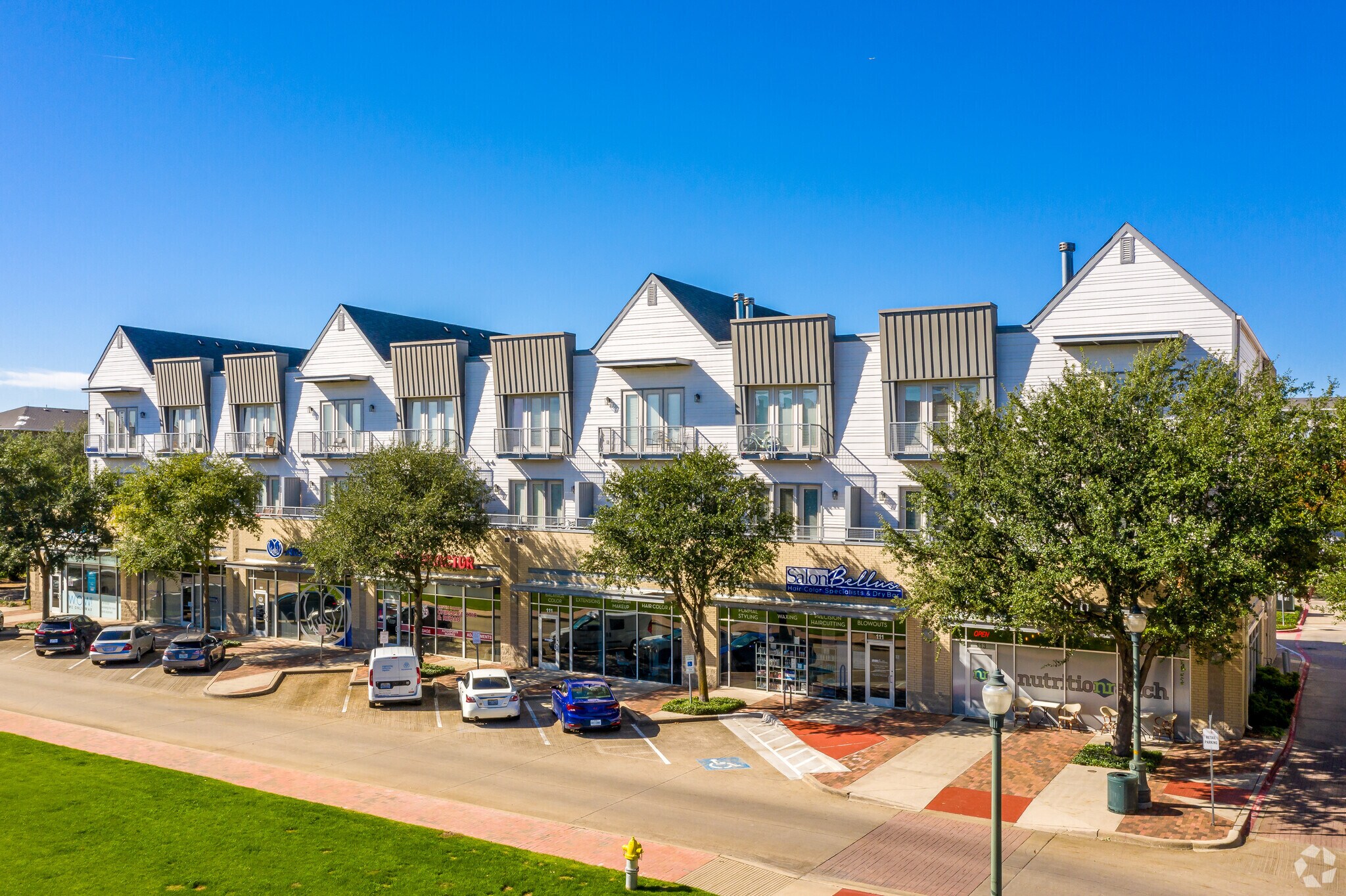 5805 Saintsbury Dr, The Colony, TX à louer Photo principale– Image 1 sur 21