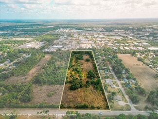 Plus de détails pour 621 Ortiz Ave, Fort Myers, FL - Terrain à vendre
