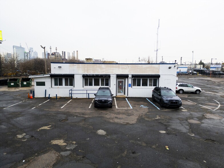3111 Grays Ferry Ave, Philadelphia, PA à vendre - Photo de l’immeuble – Image 3 sur 21