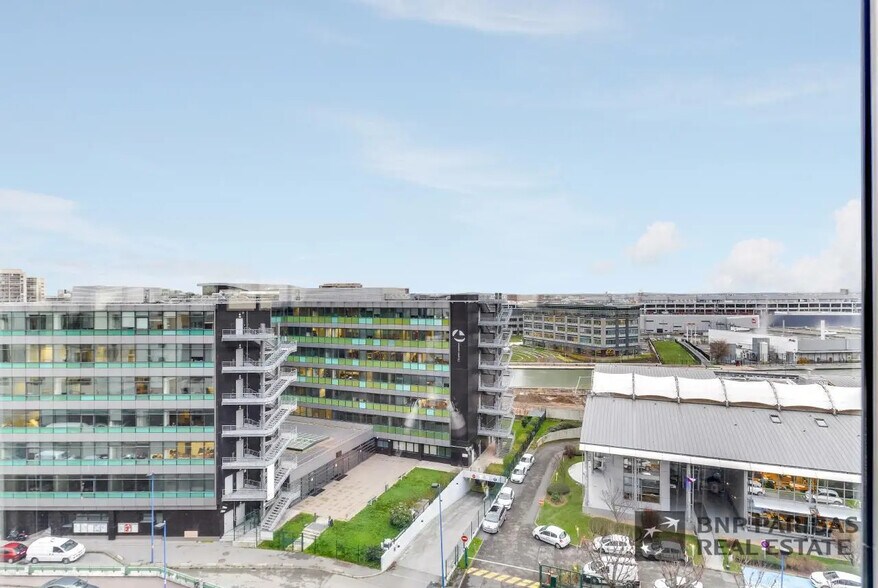 Bureau dans Pantin à louer - Photo de l’immeuble – Image 3 sur 6