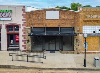 Plus de détails pour 125 W Duval St, Troup, TX - Local commercial à vendre