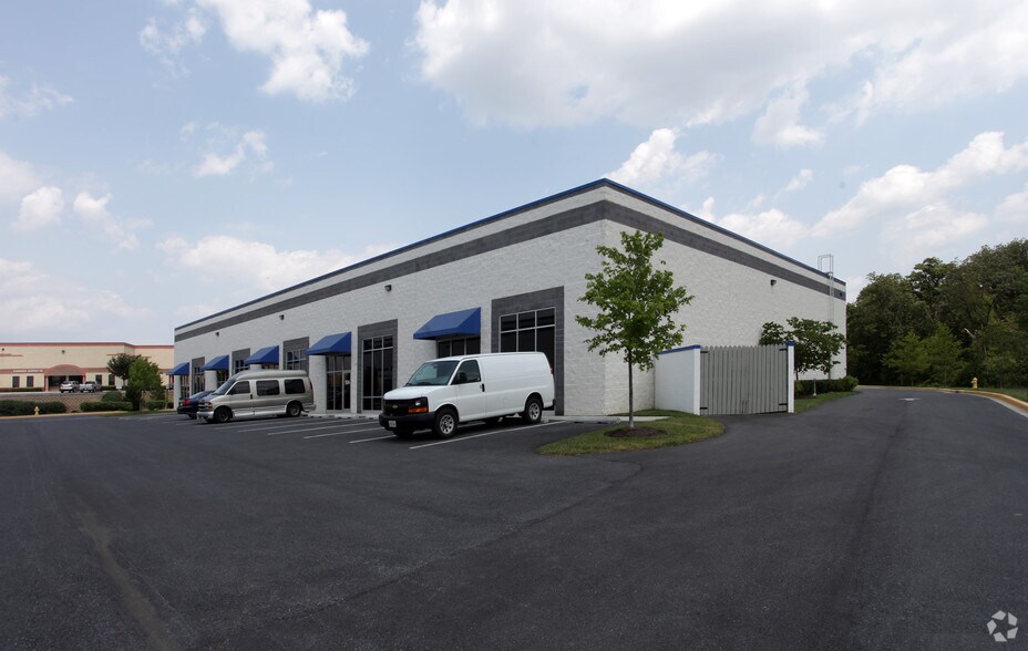 Wedgewood North Business Park portefeuille de 4 biens à vendre sur LoopNet.fr - Photo de l’immeuble – Image 2 sur 2