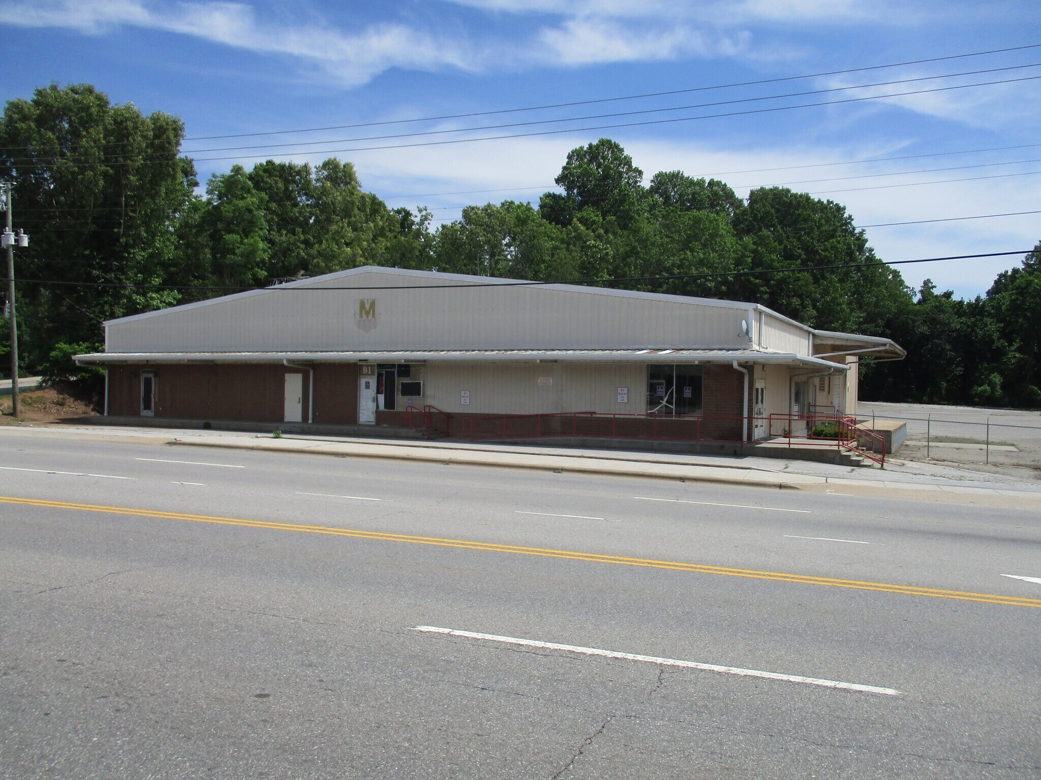 91 New Leicester Hwy, Asheville, NC à vendre Photo de l’immeuble– Image 1 sur 23