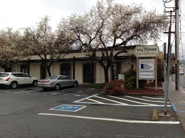 601 Main St, Placerville, CA à louer - Photo de l’immeuble – Image 2 sur 17