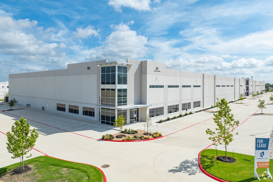 22867 IH-35, Schertz, TX à louer - Photo principale – Image 1 sur 18