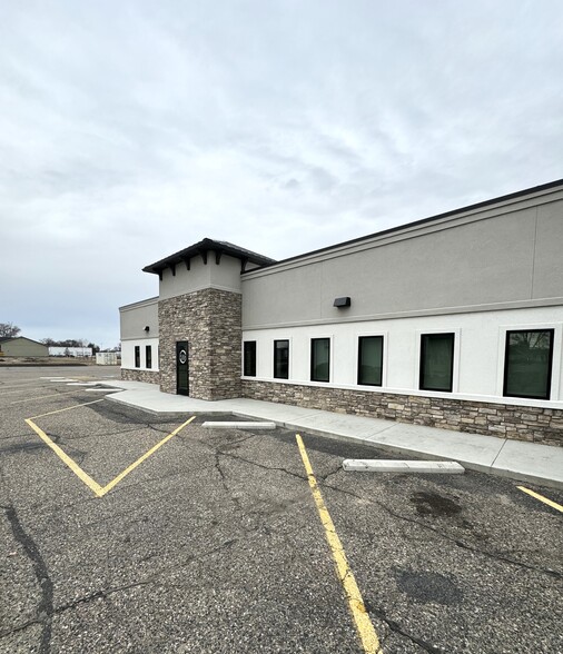 1619 N Whitley Dr, Fruitland, ID à louer - Photo de l’immeuble – Image 3 sur 4