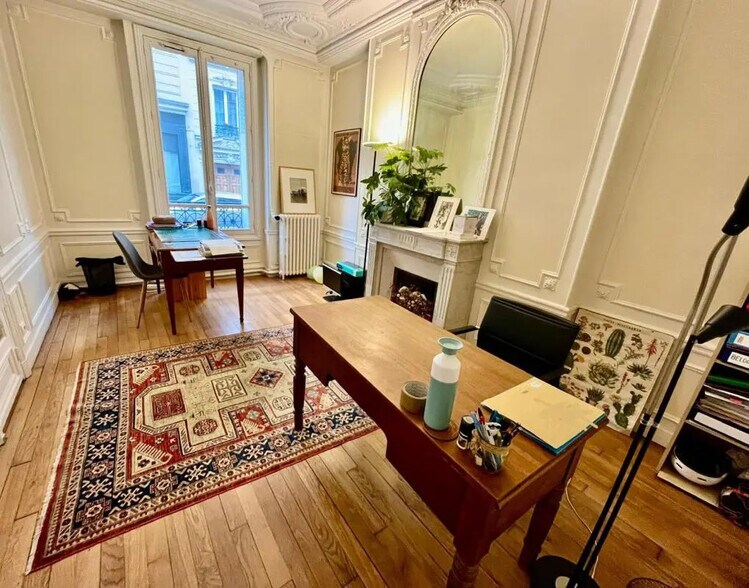 Bureau dans Saint-Mandé à louer - Photo de l’immeuble – Image 1 sur 5