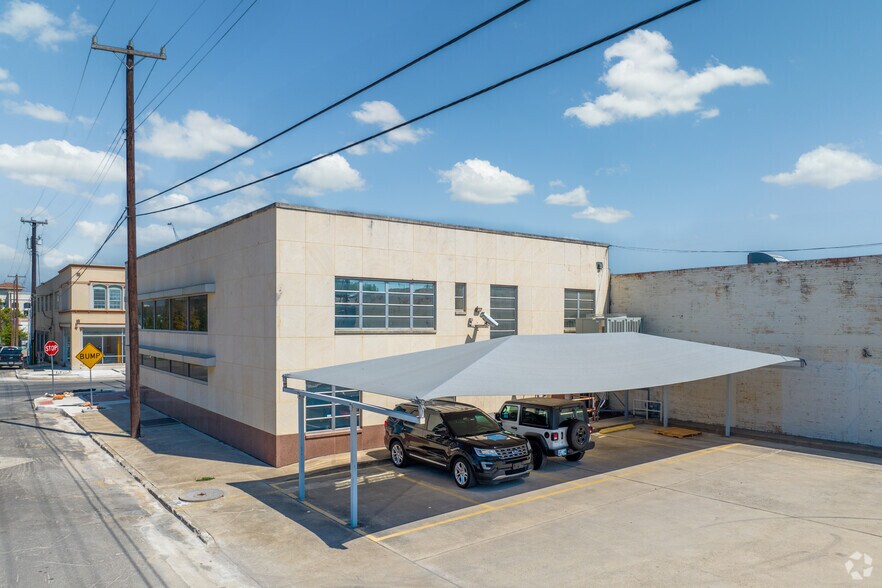 800 Broadway St, San Antonio, TX à vendre - Photo de l’immeuble – Image 2 sur 18