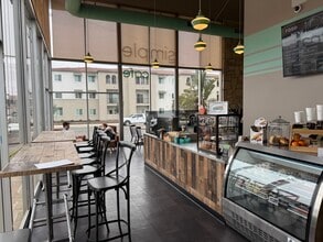 1414 S Miller St, Santa Maria, CA à louer Photo intérieure– Image 2 sur 12