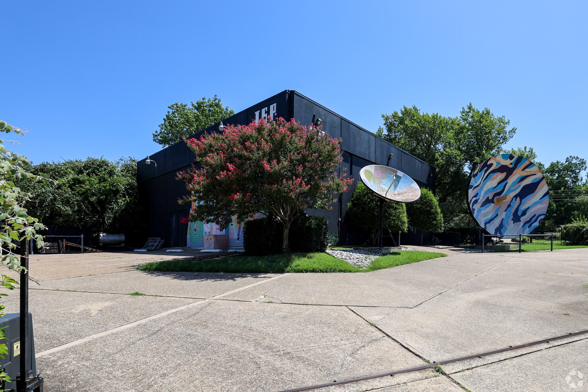 1957 E Irving Blvd, Irving, TX à vendre Photo principale– Image 1 sur 27