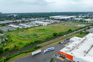 Plus de détails pour 2401 Dixie Rd, Mississauga, ON - Terrain à louer