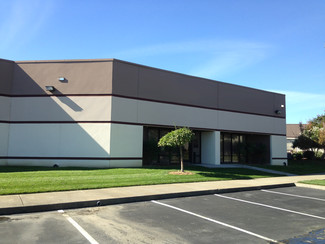 Plus de détails pour 2351 N Watney Way, Fairfield, CA - Industriel/Logistique à louer