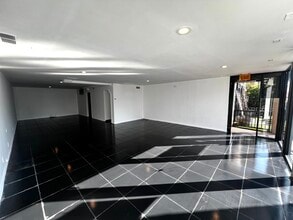 438 Main St, Huntington Beach, CA à louer Photo intérieure– Image 1 sur 4