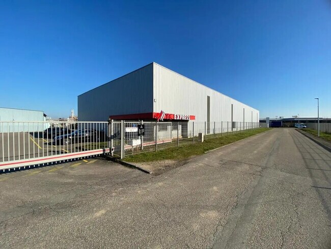 Plus de détails pour Local commercial à vendre