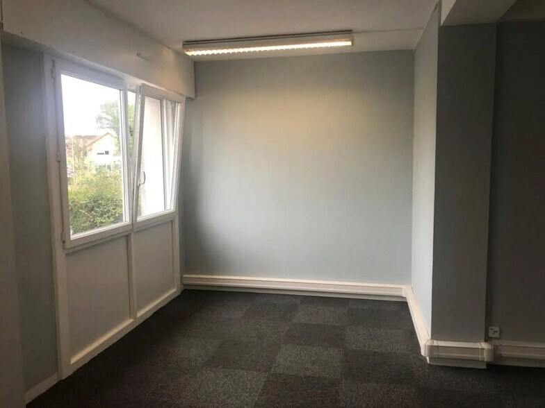 Bureau dans Talant à louer - Photo intérieure – Image 2 sur 6