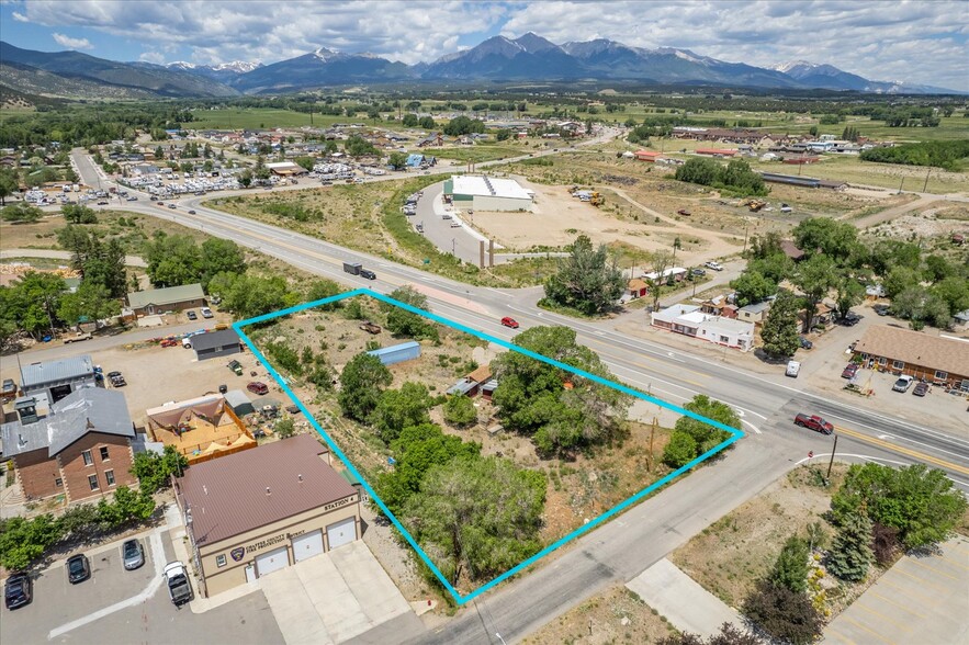 10057 US-50, Poncha Springs, CO à vendre - Photo de l’immeuble – Image 1 sur 45