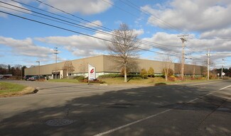 Plus de détails pour 335 S Washington St, Plainville, CT - Industriel/Logistique à louer