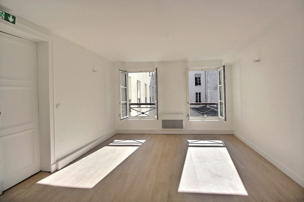 28 Rue Du Sentier, Paris à louer Photo intérieure– Image 1 sur 5