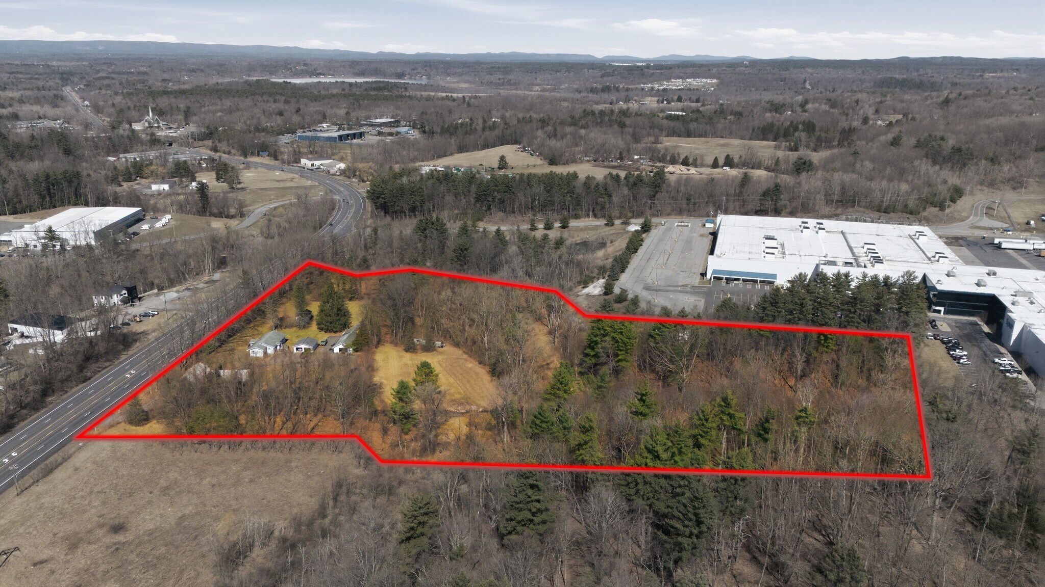 1879 US-9, Halfmoon, NY à vendre Photo principale– Image 1 sur 12
