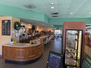 15725 Hawthorne Blvd, Lawndale, CA à louer Photo intérieure– Image 2 sur 2