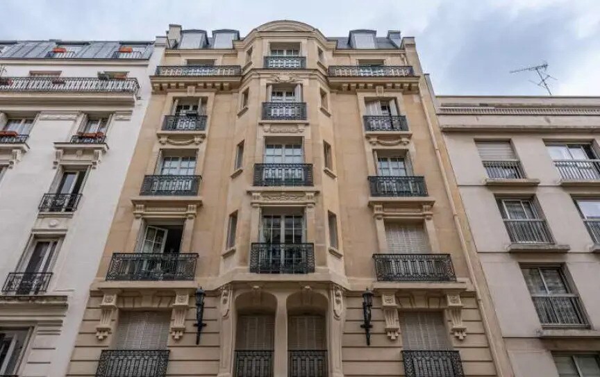 Bureau dans Paris à louer Photo de l’immeuble– Image 1 sur 9