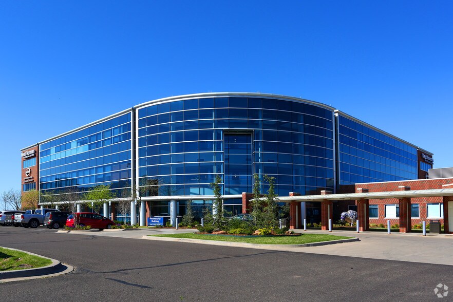 3400 W Tecumseh Rd, Norman, OK à louer - Photo principale – Image 1 sur 4