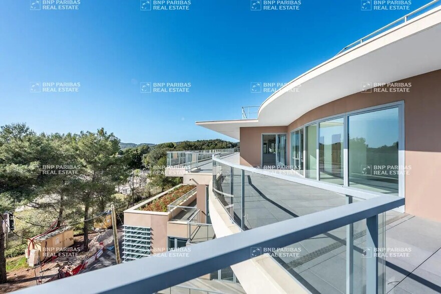 Bureau dans Biot à louer - Photo de l’immeuble – Image 3 sur 21