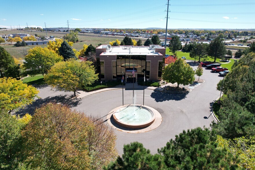 18450 E 28th Ave, Aurora, CO à vendre - Photo de l’immeuble – Image 2 sur 6