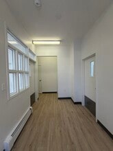 277 Brook Ave, Bronx, NY à louer Photo intérieure– Image 2 sur 9